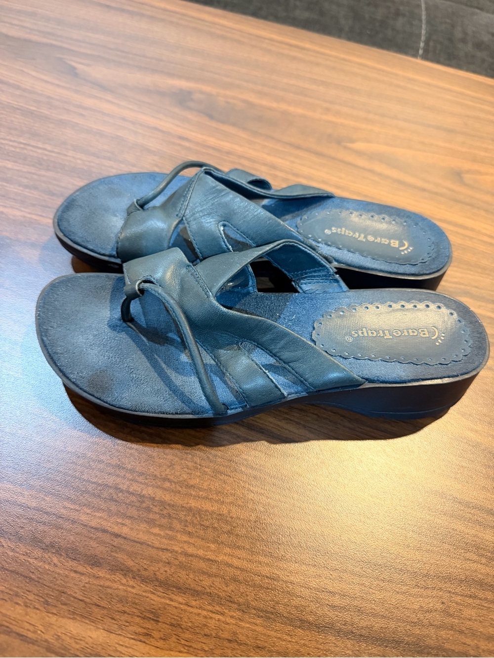 BareTraps Blue Leather Thong Sandals